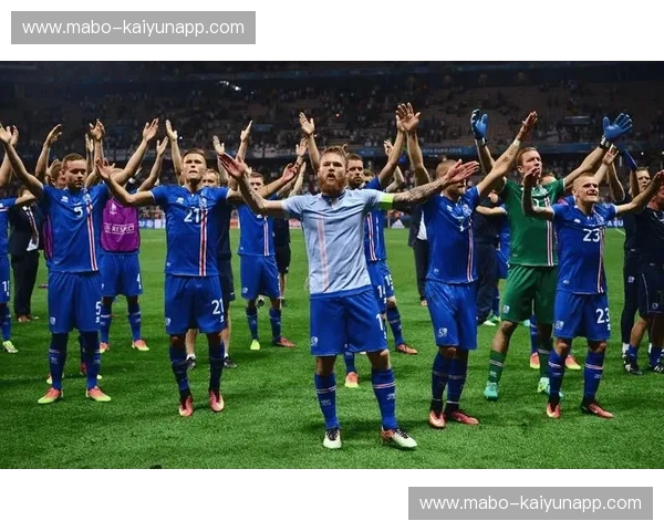 英格兰vs冰岛：三狮军团能否在雷克雅未克延续辉煌？比分预测深度解析！